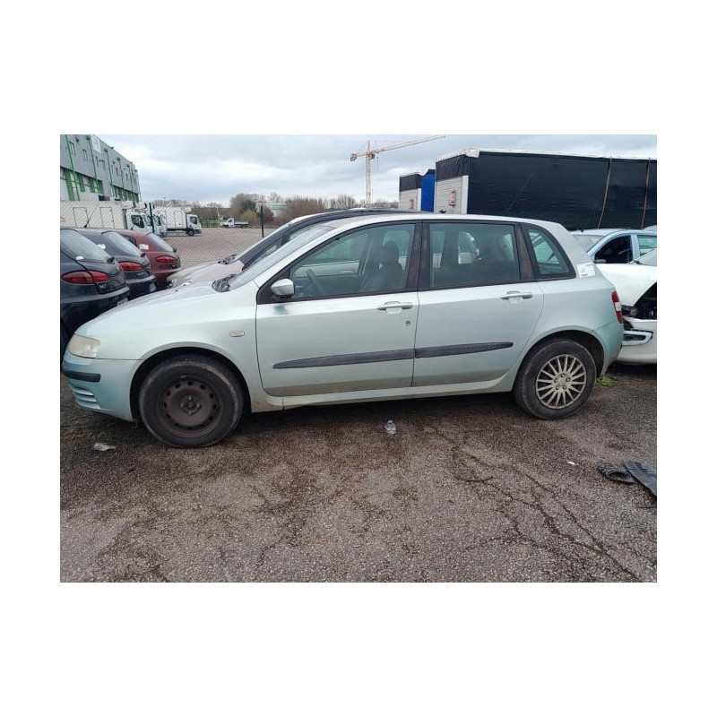 Cache moteur  FIAT STILO d’occasion