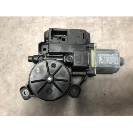 Moteur leve vitre arriere gauche VOLKSWAGEN POLO 5 PHASE 2 d’occasion