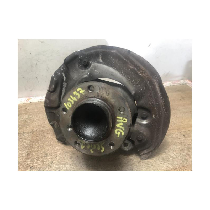 Fusee avant gauche BMW SERIE 1 E81 d’occasion