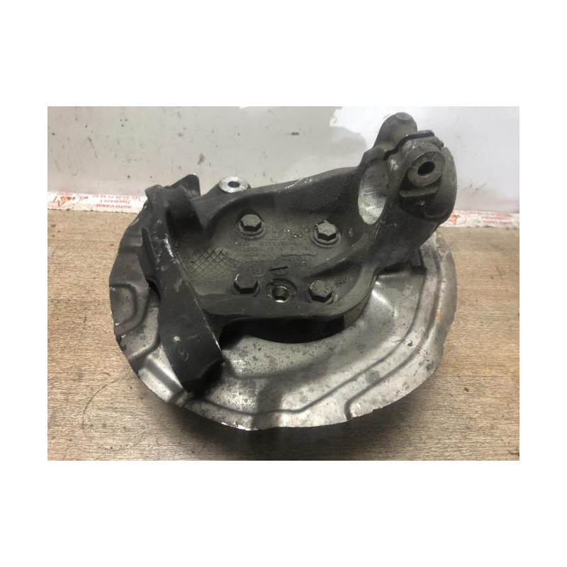 Fusee avant gauche BMW SERIE 1 E81 d’occasion