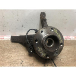 Fusee avant gauche DACIA  d’occasion