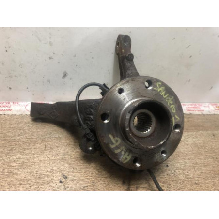 Fusee avant gauche DACIA  d’occasion