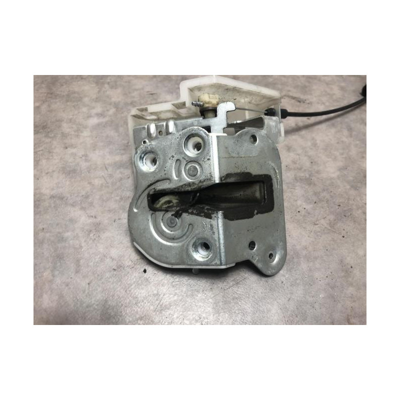 Serrure de porte laterale droite MAZDA 5 1 PHASE 1 d’occasion