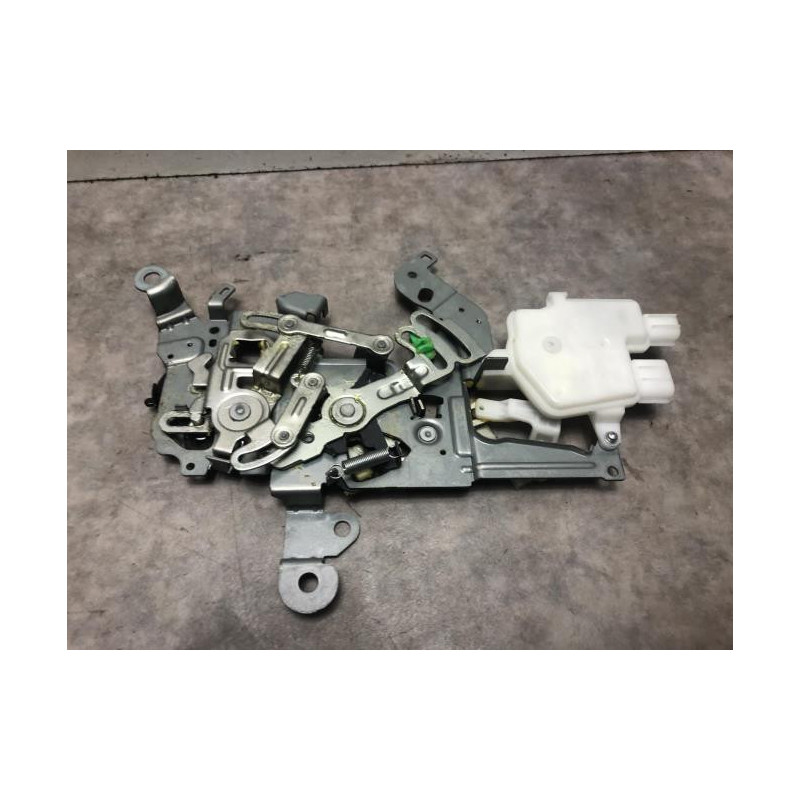 Serrure de porte laterale droite MAZDA 5 1 PHASE 1 d’occasion