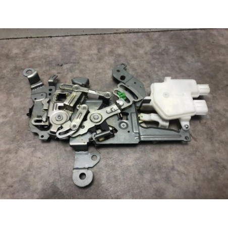 Serrure de porte laterale droite MAZDA 5 1 PHASE 1 d’occasion