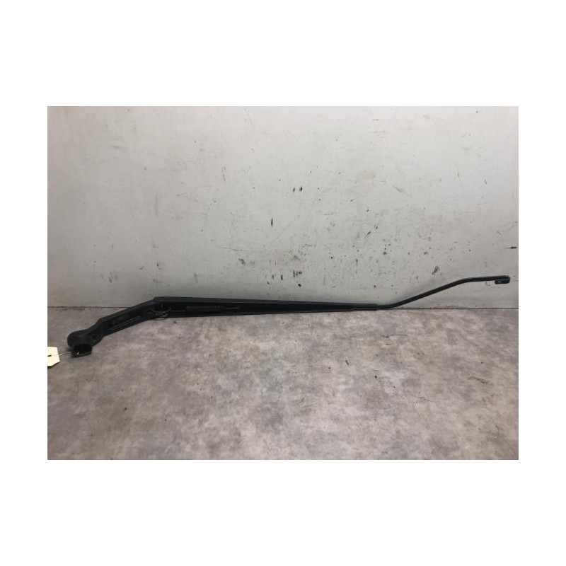 Bras essuie glace avant droit MAZDA 5 1 PHASE 1 d’occasion