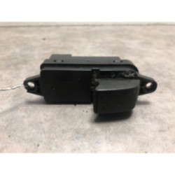 Interrupteur de leve vitre avant droit MAZDA 5 1 PHASE 1 d’occasion