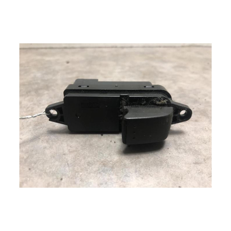 Interrupteur de leve vitre avant droit MAZDA 5 1 PHASE 1 d’occasion