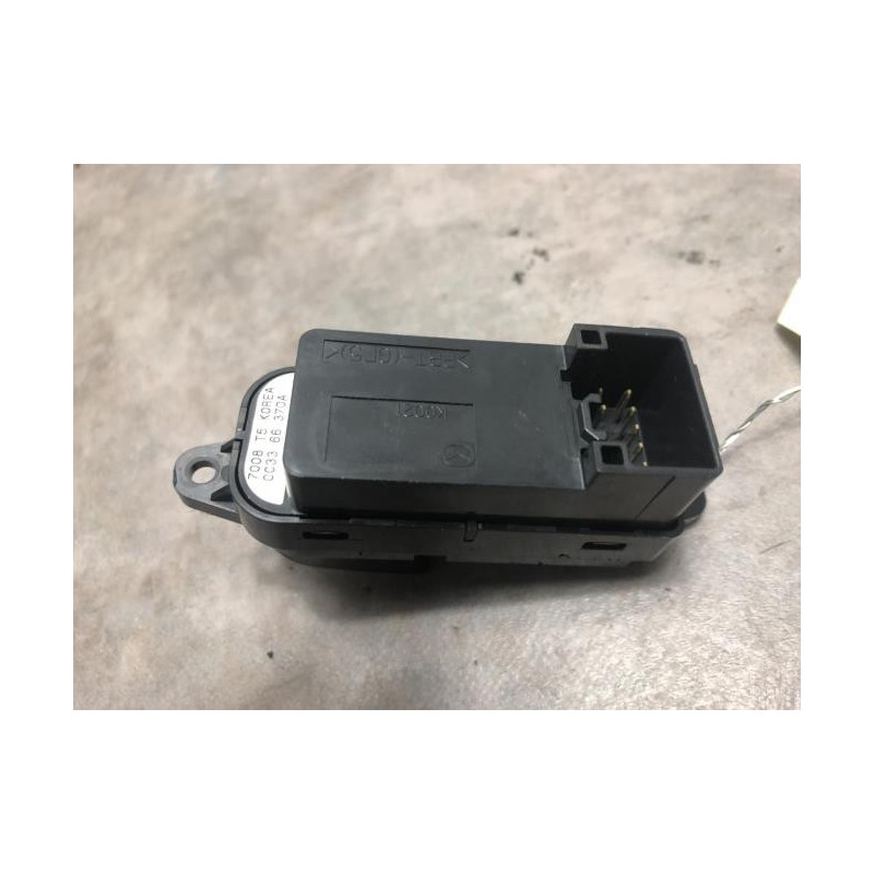 Interrupteur de leve vitre avant droit MAZDA 5 1 PHASE 1 d’occasion