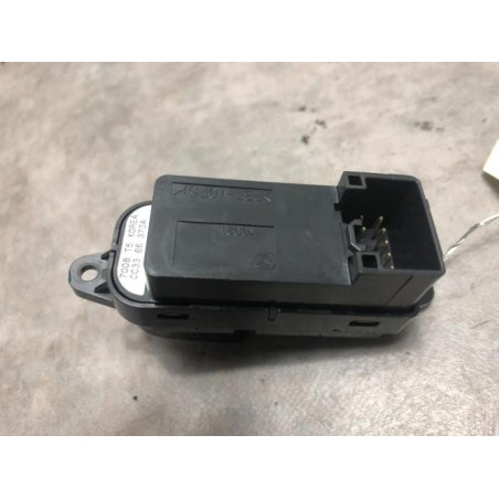 Interrupteur de leve vitre avant droit MAZDA 5 1 PHASE 1 d’occasion