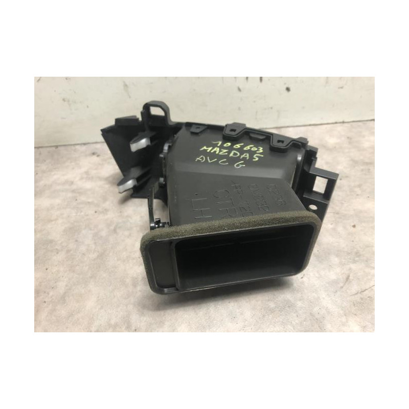Aerateur tableau de bord MAZDA 5 1 PHASE 1 d’occasion