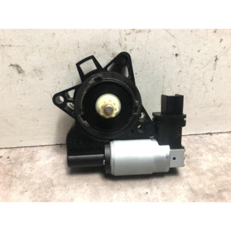 Moteur leve vitre arriere droit MAZDA 5 1 PHASE 1 d’occasion