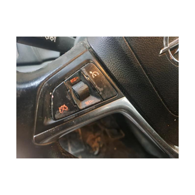 Interrupteur de leve vitre avant gauche OPEL ASTRA J PHASE 1 d’occasion