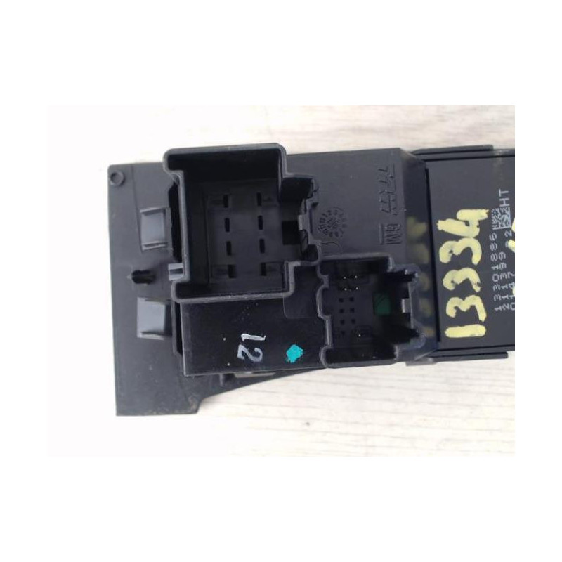Interrupteur de leve vitre avant droit OPEL ASTRA J PHASE 1 d’occasion