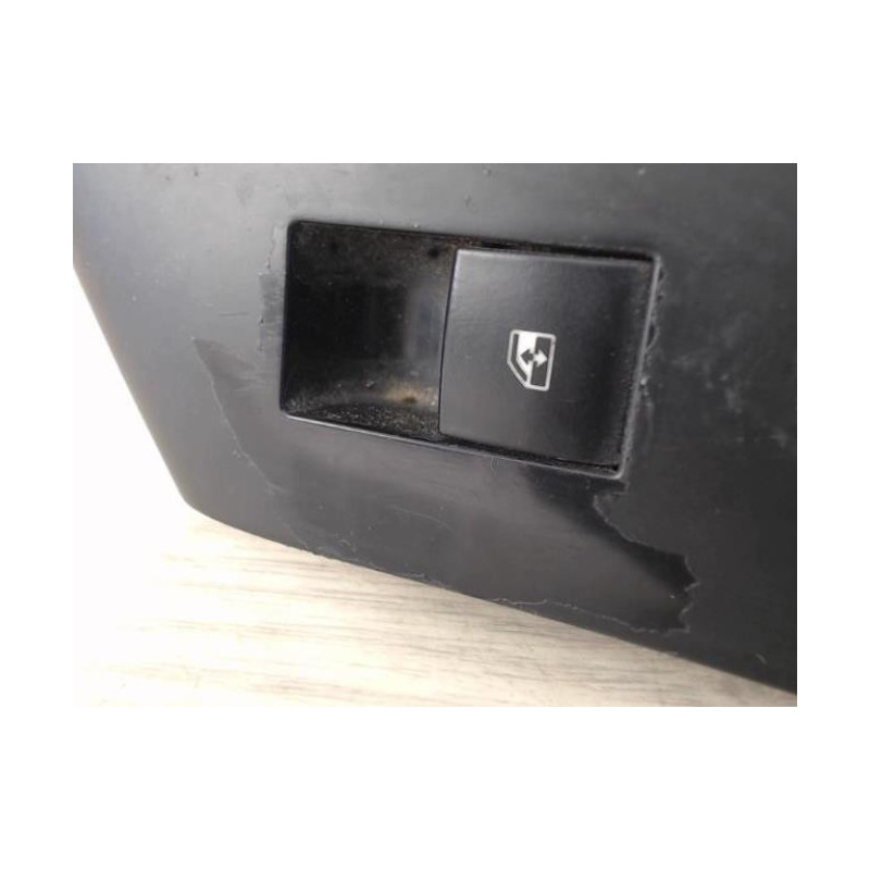 Interrupteur de leve vitre avant droit OPEL ASTRA J PHASE 1 d’occasion