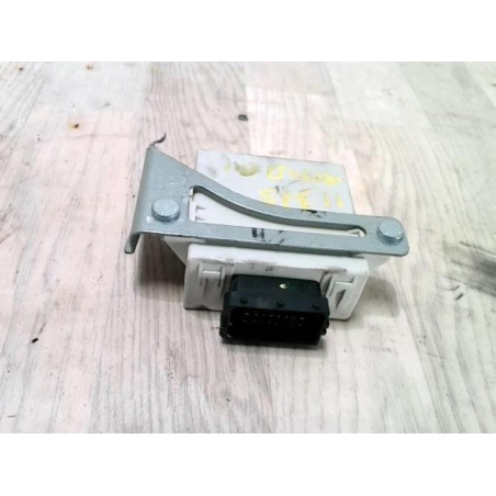 Relais electrique TOYOTA COROLLA VERSO 2 PHASE 1 d’occasion