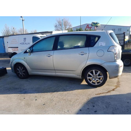 Charniere de porte avant gauche TOYOTA COROLLA VERSO 2 PHASE 1 d’occasion