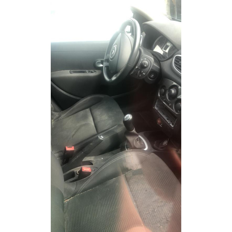 Support poignee porte arriere droite RENAULT CLIO 3 PHASE 2 BREAK d’occasion
