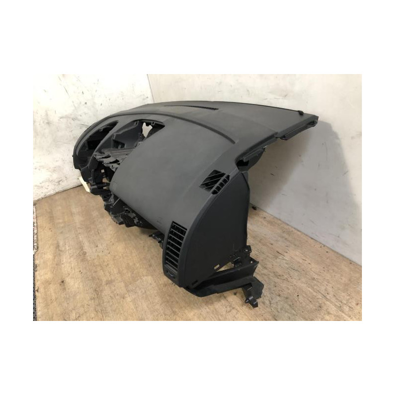 Tableau de bord MAZDA 5 1 PHASE 1 d’occasion