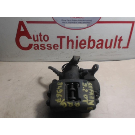 Fusee arriere gauche RENAULT SAFRANE PH2 BERLINE 2.2 DT d’occasion