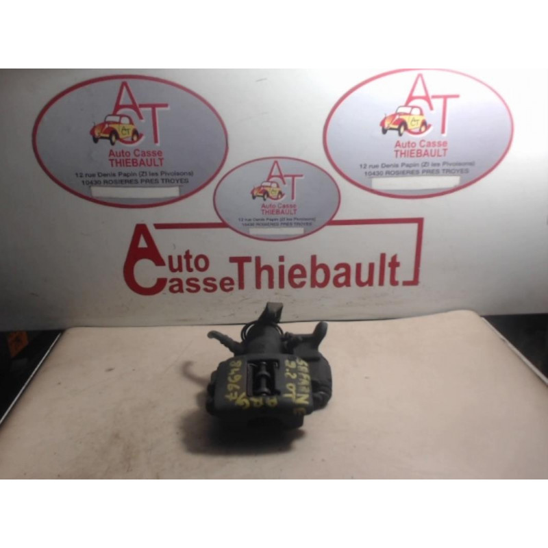 Fusee arriere gauche RENAULT SAFRANE PH2 BERLINE 2.2 DT d’occasion