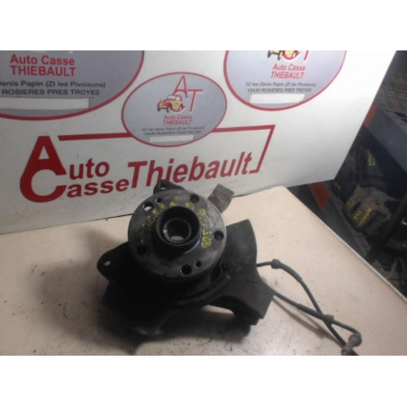 Fusee avant gauche RENAULT  d’occasion