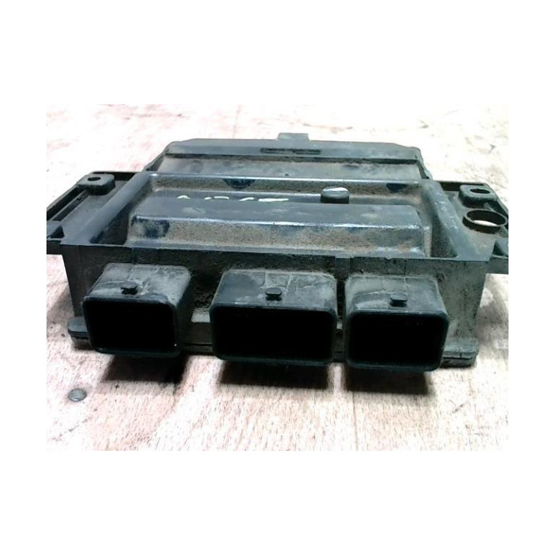 Calculateur moteur RENAULT CLIO 2 PHASE 2 d’occasion