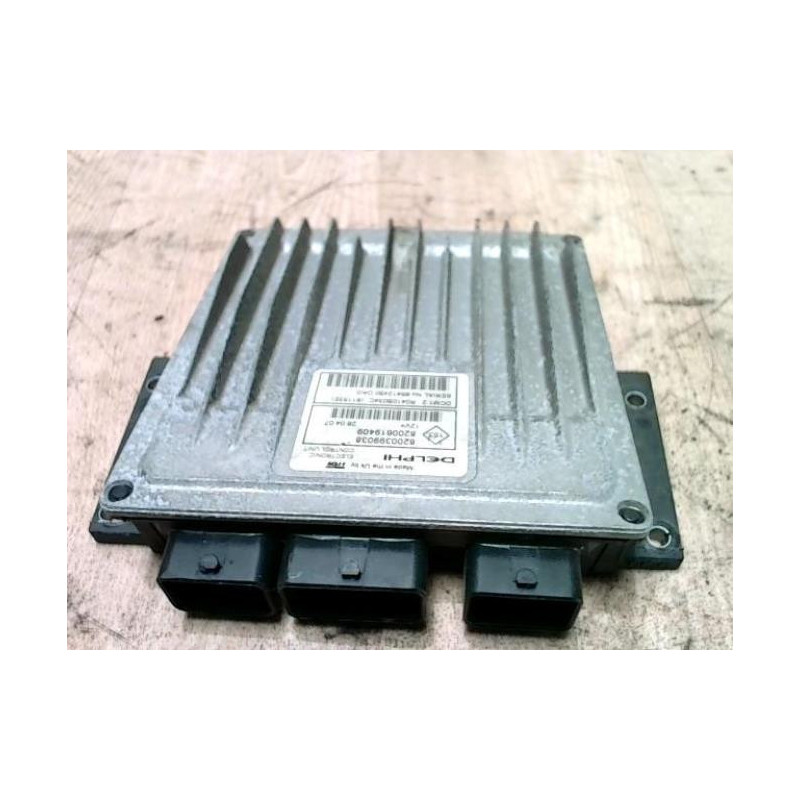 Calculateur moteur RENAULT CLIO 3 PHASE 1 d’occasion