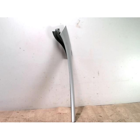 Baguette de porte avant droite RENAULT GRAND SCENIC 3 PHASE 3 d’occasion