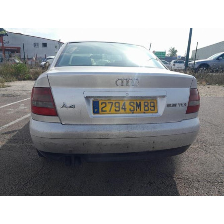 Feu arriere principal droit (feux) AUDI A4 1 PHASE 1 d’occasion