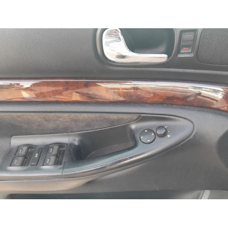 Feu arriere principal droit (feux) AUDI A4 1 PHASE 1 d’occasion