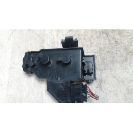 Platine feu arriere gauche AUDI A4 1 PHASE 1 d’occasion