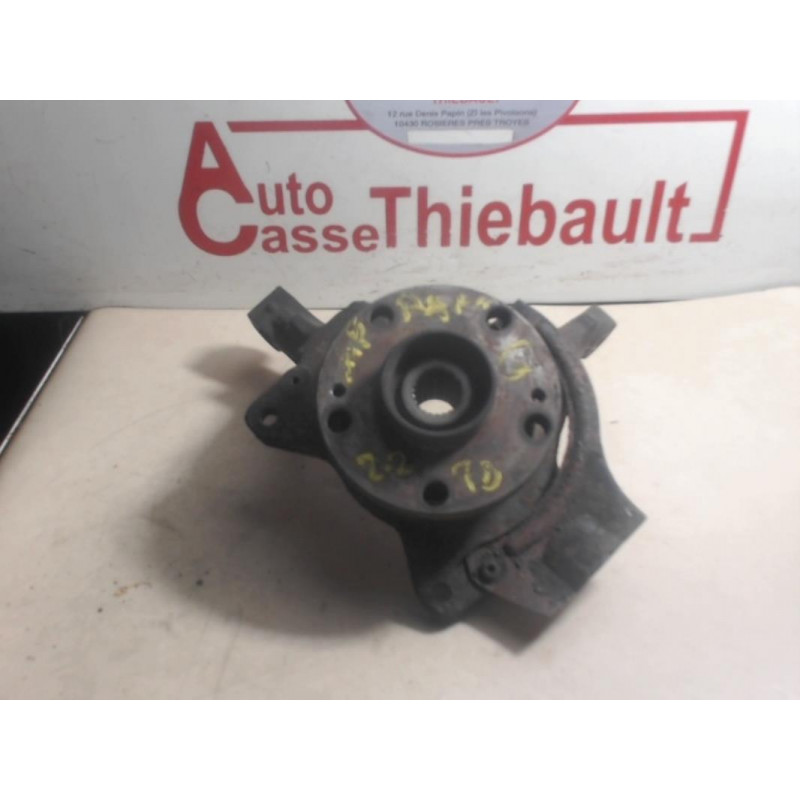 Fusee avant gauche RENAULT SAFRANE d’occasion