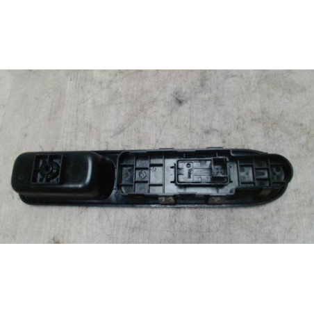 Interrupteur de leve vitre avant droit PEUGEOT 207 PHASE 2 d’occasion