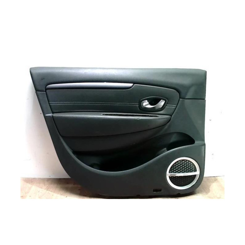 Garniture porte avant gauche RENAULT GRAND SCENIC 3 PHASE 3 d’occasion