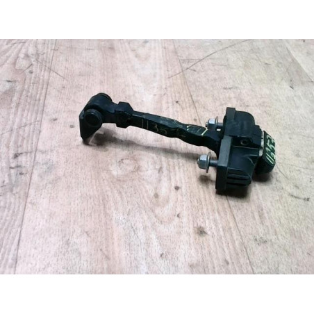Tirant de porte avant droit RENAULT CLIO 4 PHASE 1 d’occasion