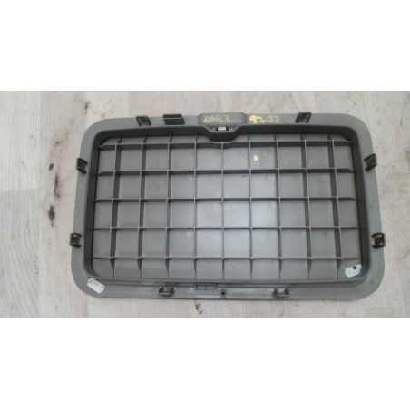 Vide poche arriere droit RENAULT GRAND SCENIC 2 PHASE 1 d’occasion