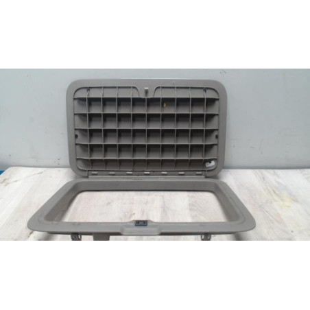 Vide poche arriere droit RENAULT GRAND SCENIC 2 PHASE 1 d’occasion