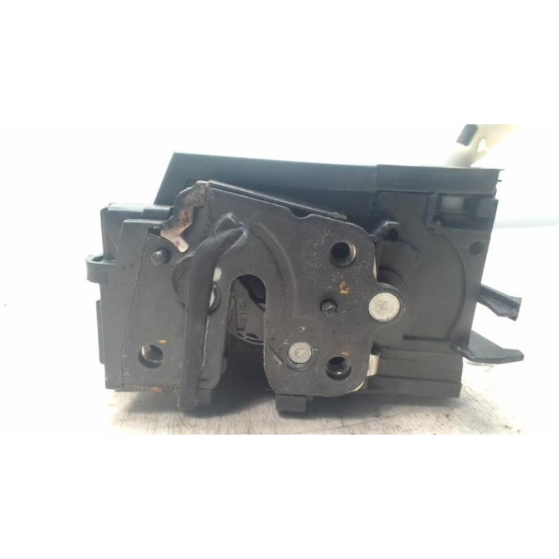 Serrure de porte laterale droite PEUGEOT 308 2 PHASE 1 d’occasion