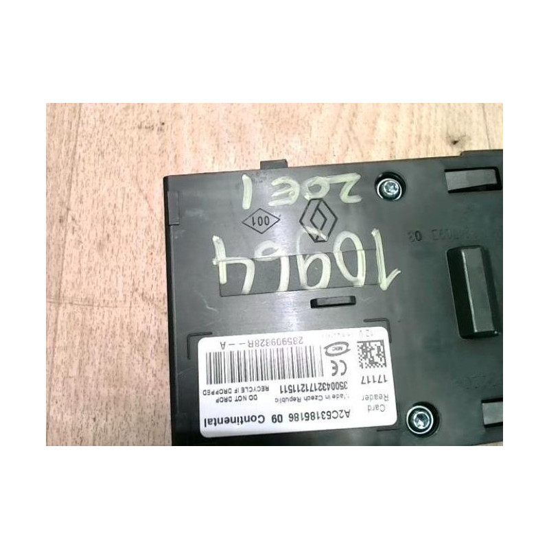 Lecteur de carte (neiman) RENAULT ZOE 1 d’occasion