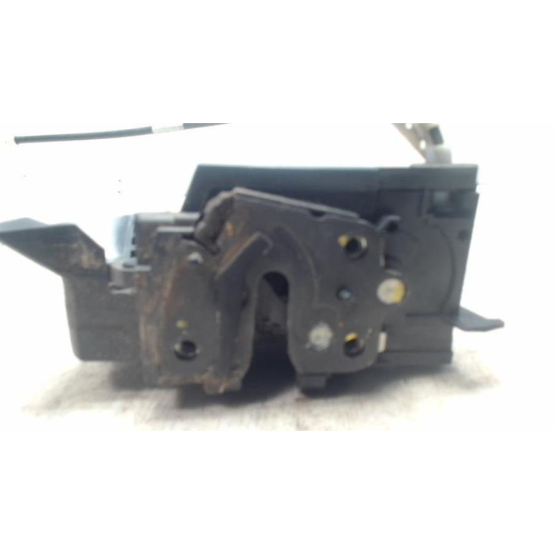 Serrure de porte laterale droite PEUGEOT 308 2 PHASE 1 d’occasion