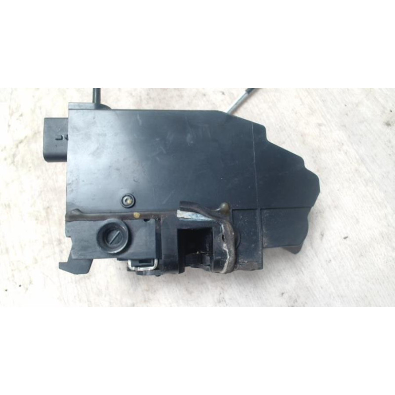 Serrure de porte laterale droite PEUGEOT 308 2 PHASE 1 d’occasion