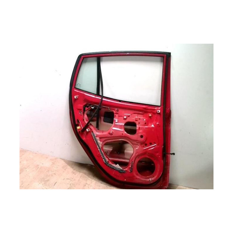 Poignee porte arriere gauche KIA PICANTO 1 PHASE 1 d’occasion