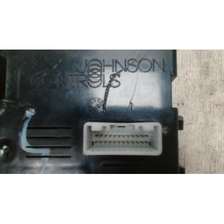 Calculateur boitier electronique ESP/ABS RENAULT CLIO 3 PHASE 1 d’occasion