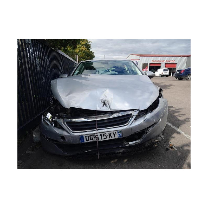 Panneau de porte avant droit PEUGEOT 308 2 PHASE 1 d’occasion