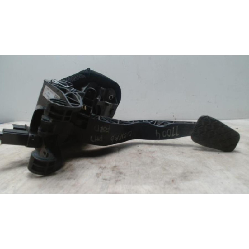 Pedalier de frein FORD FIESTA 6 PHASE 2 d’occasion