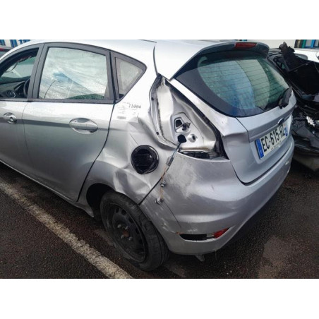 Attache ceinture arriere centrale FORD FIESTA 6 PHASE 2 d’occasion