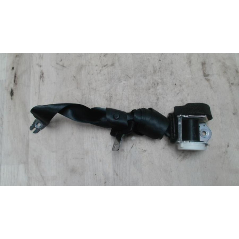 Ceinture arriere droit FORD FIESTA 6 PHASE 2 d’occasion
