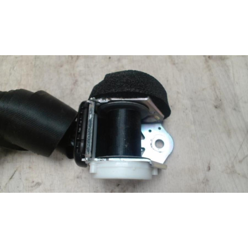 Ceinture arriere droit FORD FIESTA 6 PHASE 2 d’occasion