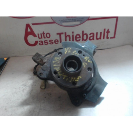 Fusee avant gauche RENAULT VELSATIS d’occasion